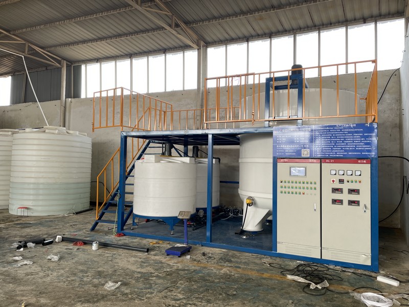 河南新鄉(xiāng)合成設(shè)備